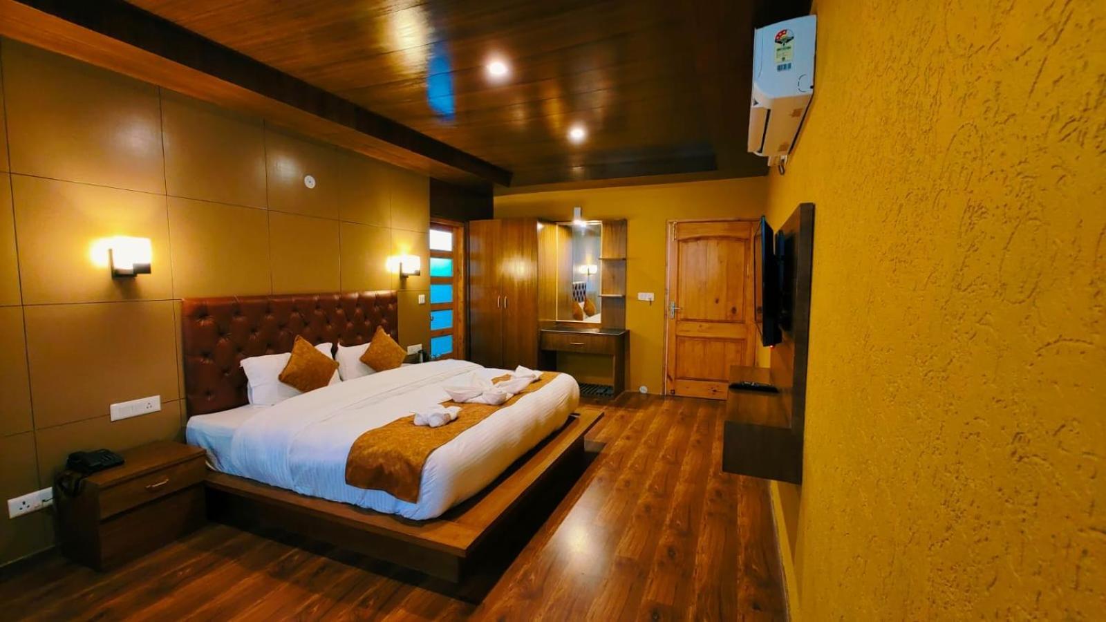 Tata Vista Resort Mall Road Manali - Centrally Heated & Air Cooled 外观 照片