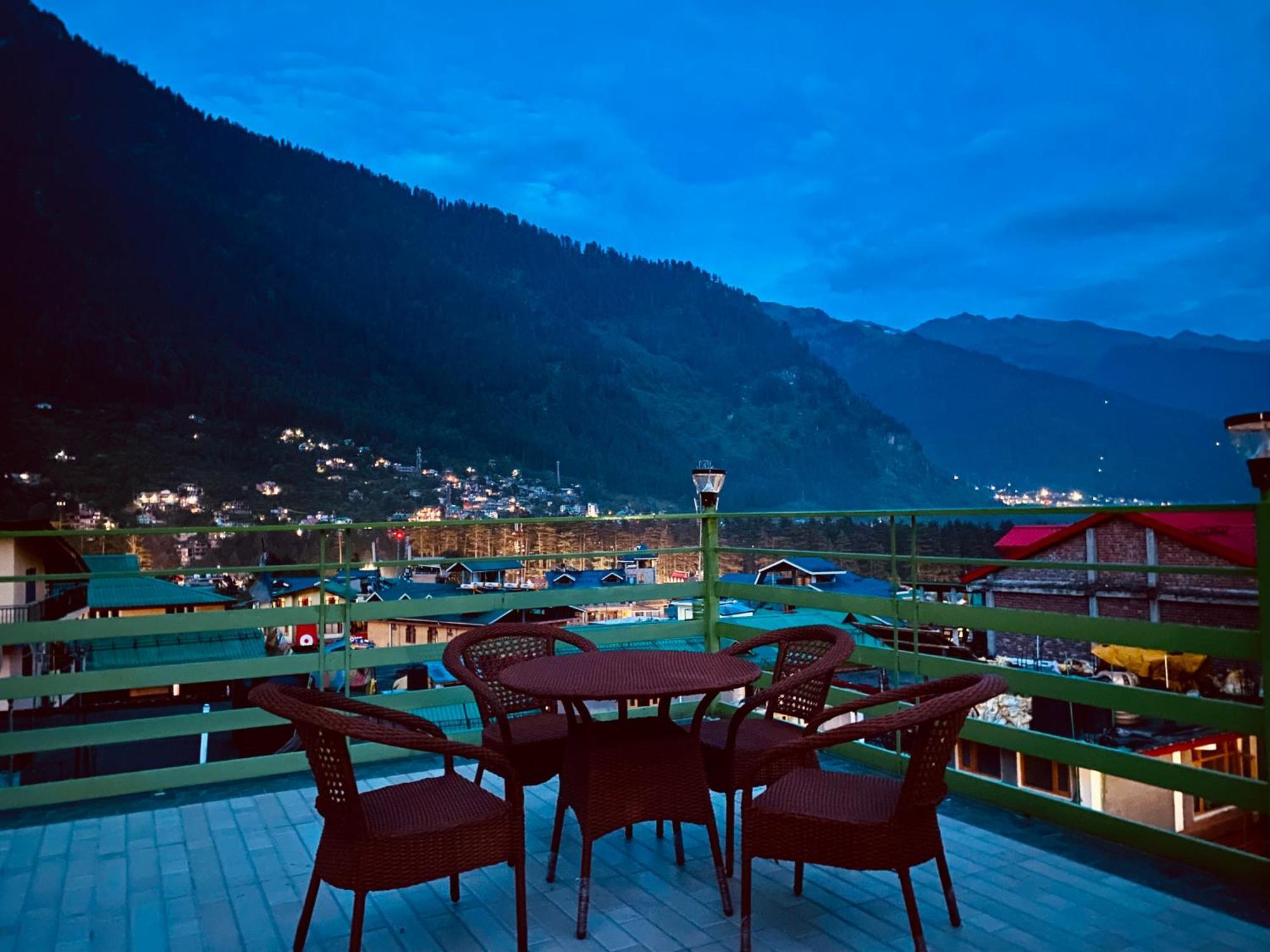 Tata Vista Resort Mall Road Manali - Centrally Heated & Air Cooled 外观 照片